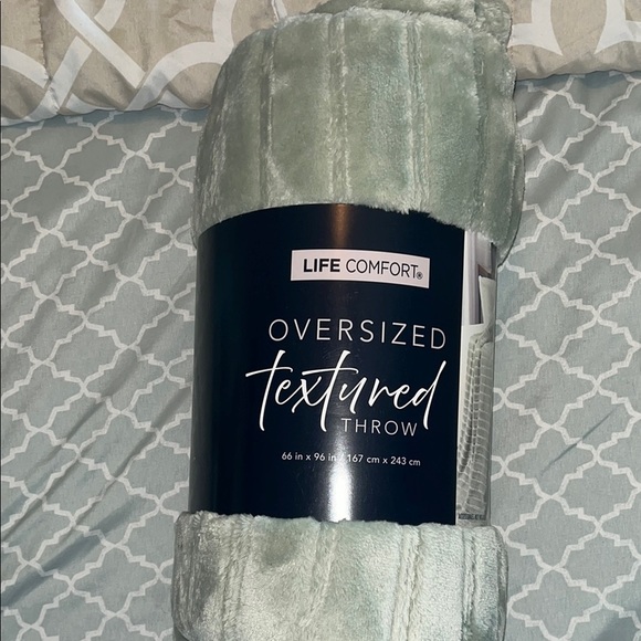 Life Comfort Oversized Textured Throw/ Blanket - Green - Picture 1 of 3